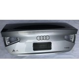 Tampa Traseira Audi A4 2016 (lisa Sem Detalhes)