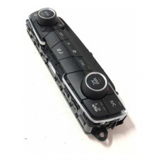 Comando Ar Condicionado Bmw X1 2020 Original Cx06 82