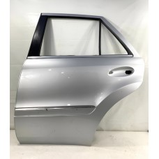 Porta Traseira Esquerda Mercedes-benz Ml 350 2011 - Traseira - Esquerdo - Prateado