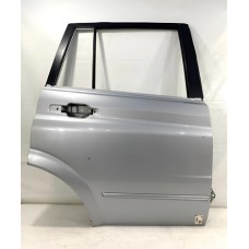 Porta Traseira Direita Ssangyong Kyron 2011 - Traseira - Direito - Prateado