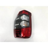 Lanterna Esquerda Mitsubishi L200 Triton Hpe 2022 Original
