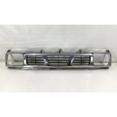 Grade Frontal Nissan Pathfinder 1997 Original Prateado