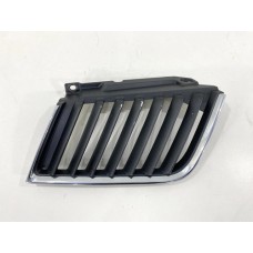 Grade Superior Direita Mitsubishi L200 Triton 2007 Original Prateado Preto